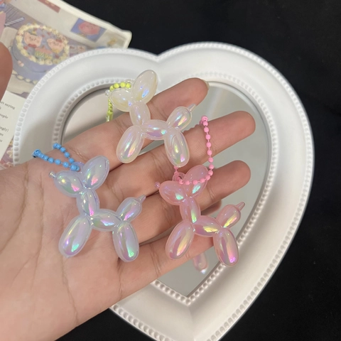 Balloon Dog Keychain Iridescent Colorful Resin Pendant Bag Charm Cartoon Puppy Animal Creative Ornament Student Gift