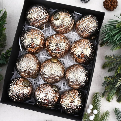 Vintage Christmas Ball Ornaments Embossed Plastic Decorative Hanging Baubles For Holiday Home Party Christmas Tree