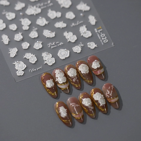 Elegante 5D Geprägte PET Selbstklebende Nagelsticker Blumen Schmetterling Stern Mond Design Strass Perle Nagelkunst Aufkleber Damen