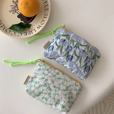 Florales Stoff-Aufbewahrungsetui Mini-Make-up-Tasche Mit Buntem Geflochtenem Seil Reißverschluss Für Den Täglichen Gebrauch
