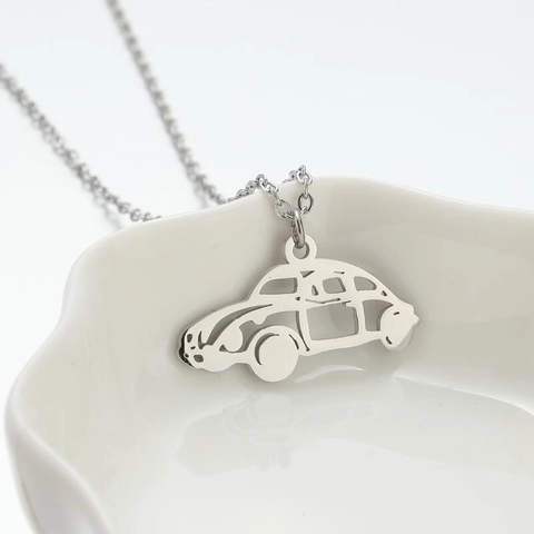 Klassische Auto Anhänger Halskette Edelstahl Hohl Geometrisch Cartoon Vintage Persönlichkeit Schmuck Für Damen