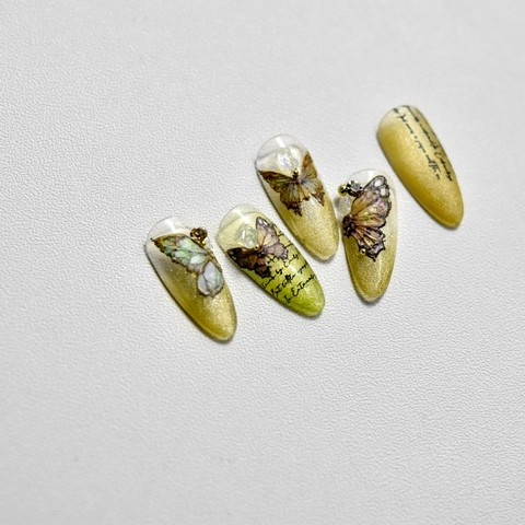 Retro Butterfly Nail Art Stickers Ultra Thin Aurora Colorful Swallowtail Self Adhesive Decals DIY Manicure Decorations