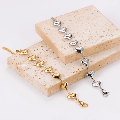 Pulsera De Eslabones De Corazón De Acero Inoxidable 304 Diseño De Corazón Hueco Cadena Ajustable Joyería De Moda Para Mujer