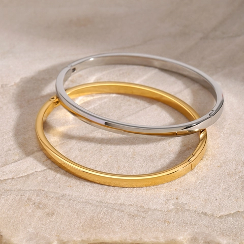 Minimalist Polished Stainless Steel Bangle Bracelet With Buckle Clasp Waterproof Plain Geometric Jewelry For Women