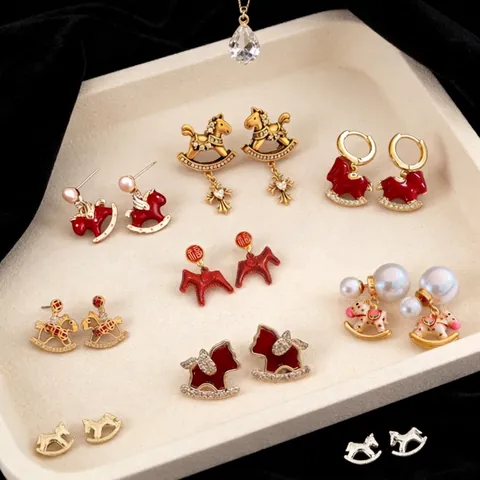 Pony Horse Stud Earrings Gold Plated Copper With Silver Earring Post Zircon Enamel Animal Shape Elegant Fashion Jewelry