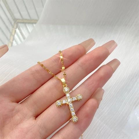 Hip Hop Gold Stainless Steel Chain Copper Zircon Cross Pendant Necklace For Women Men Vintage Trendy Decoration Jewelry Gift