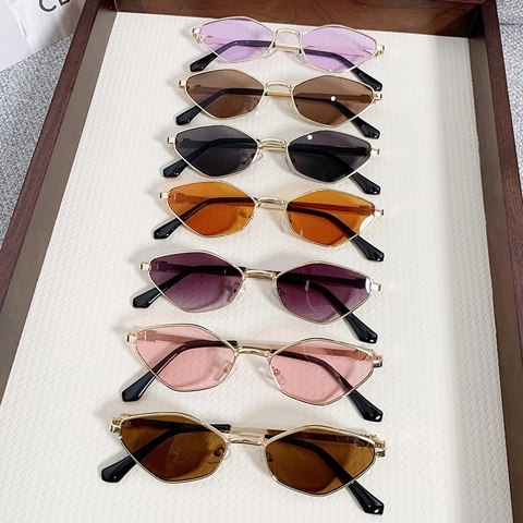 Fashion Rhombus Metal Sunglasses UV400 Protection Vintage Cat Eye Geometric Small Frame Eyewear For Women Men