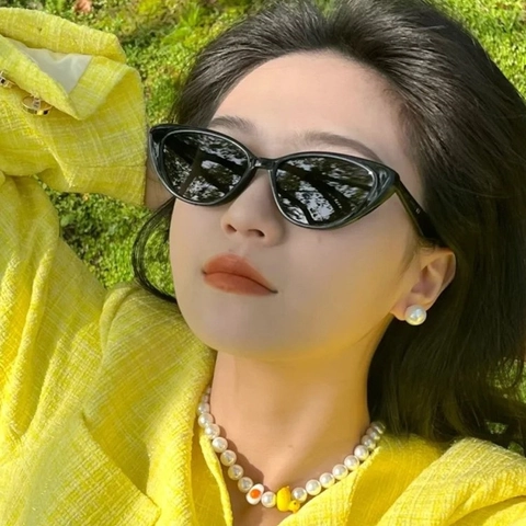 Vintage Cat Eye Sunglasses For Women Retro Triangle Small Frame Fashion UV400 Protection Eyewear Trendy Style Accessory