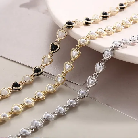 Elegante Collar Corazón Cobre Cuentas Blanco Negro Incrustación Cadena Clavícula Estilo Coreano Accesorio Joyería Mujer