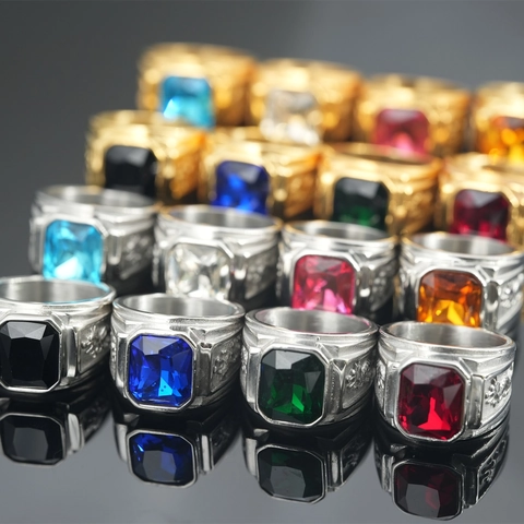 Men Signet Ring Stainless Steel Dragon Relief Rectangular Synthetic Gemstone Retro Punk Hip Hop Jewelry