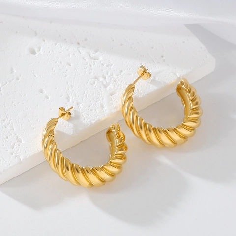 Pendientes de Aro en Forma de C Retorcidos de Acero Inoxidable Minimalistas para Mujer Chapados en Oro de 18K Joyería Geométrica