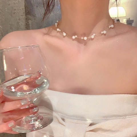 Elegant Imitation Artificial Pearl Choker Necklace Gold Plated Alloy Irregular Artificial Pearls Clavicle Chain Fashion Jewelry For Women