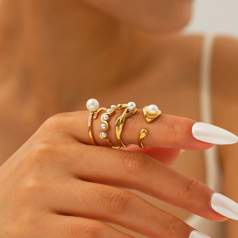 Anello Elegante In Acciaio Inossidabile Con Perla Artificial E Zircone Impermeabile Ipoallergenico Regolabile Gioielli Per Donna
