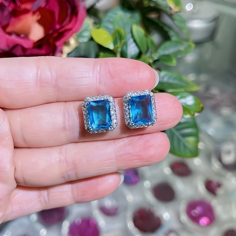 Luxe Smaragdgeslepen Zirconia Oorknopjes Met 925 Sterling Zilver Stift Rechthoekige Ingelegde Koperen Sieraden Voor Vrouwen