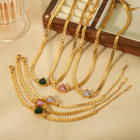 Collar Y Pulsera De Circonita Corazón Acero De Titanio Chapado En Oro De 18K Engaste De Garras Joyería Mujer