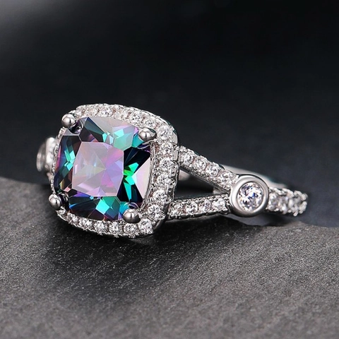 Cushion-Schliff Regenbogen Stein Halo Ring Kupfer Zirkon Versilbert Eleganter Schmuck Für Frauen