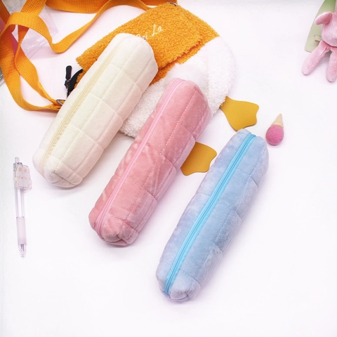 Astuccio In Peluche Kawaii Griglia Trapuntata Grande Capacità Custodia Per Cancelleria Morbida Per Studenti Scuola