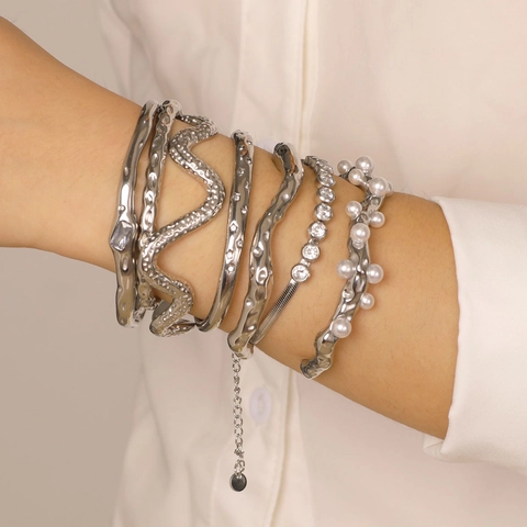 Brazalete Y Pulsera De Acero Inoxidable Ondas Irregulares Textura De Lava Impermeable Hipoalergénico Con Perla Artificial Y Circonia Mujer