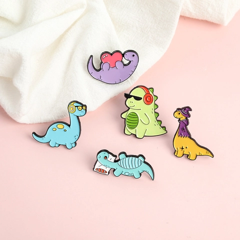 Spilla Smaltata Dinosauro Cartone Animato Pin Lega Metallo Simpatici Distintivi Animali Per Zaini Vestiti Gioielli Decorativi