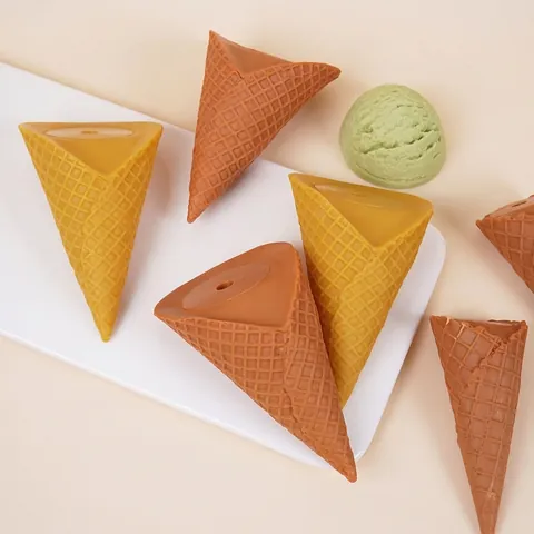 Simulation Jumbo Ice Cream Cone Model Realistic PVC Waffle Texture Photography Props DIY Clay Container Display Decoration