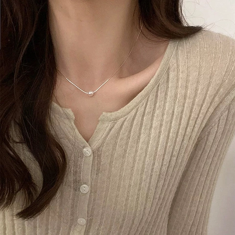 Collar De Perlas Artificiales De Imitación De Agua Dulce Cadena De Aleación Minimalista Circonio Acentuado Joyería De Clavícula Elegante