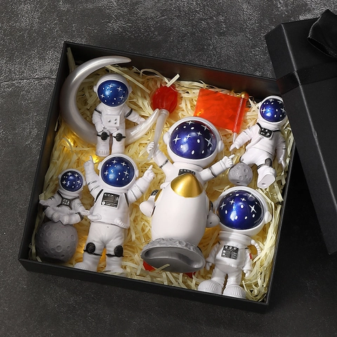 Astronaut Spaceman Beeldje Hars Desktop Ornament Model Home Decor Gift Set Verjaardag Valentijnsdag Cadeau