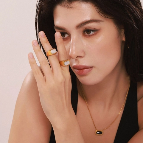 Signet Ring Titanium Steel Gold Plated White Shell Inlay Geometric Rectangle Waterproof Retro Minimalist Finger Jewelry