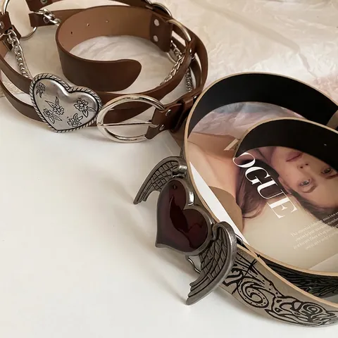 Women Vintage PU Leather Belt With Large Heart Flower Buckle Wing Detail Boho Ethnic Y2K Punk Waist Accessory