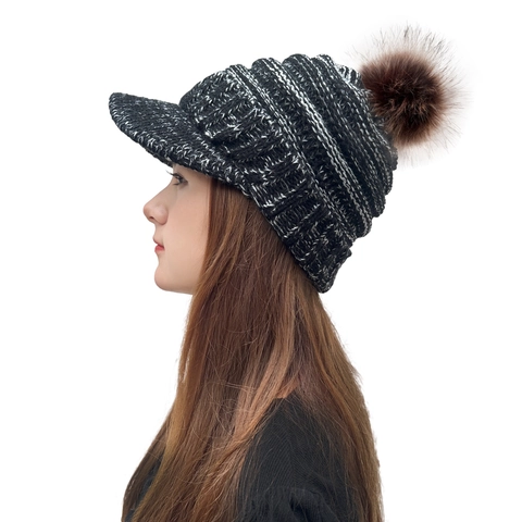 Dames Winter Gebreide Muts Met Vizier Warm Acryl Pet Met Kunstbont Pompon Buiten Mode Dik Winddicht