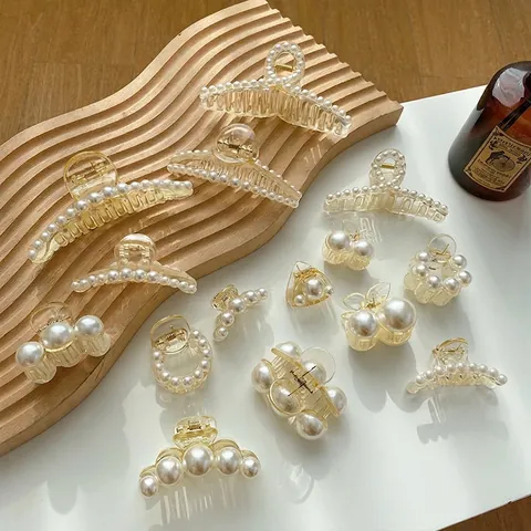 Elegant Hair Claw Clips White Faux Artificial Pearl Clear Acrylic Hair Grips For Women Girls Sweet Styling Fashion Hair Accessories