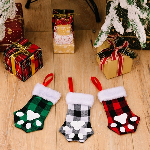 Calcetines de Navidad Pequeños con Huellas de Gato Cuadros Buffalo Decoración Colgante con Piel Sintética para Árbol de Navidad