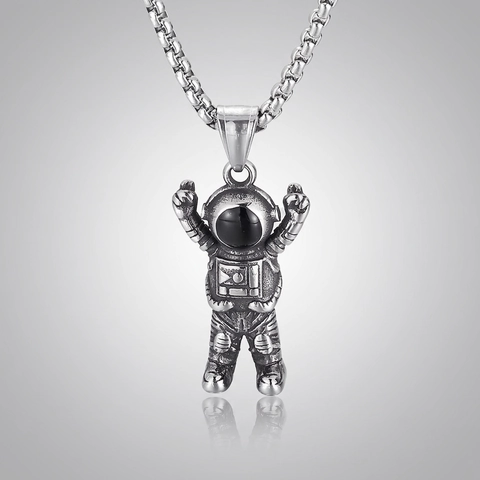 Stainless Steel Astronaut Pendant Necklace Hip Hop Spaceman Jewelry Fashion 3D Outer Space Design