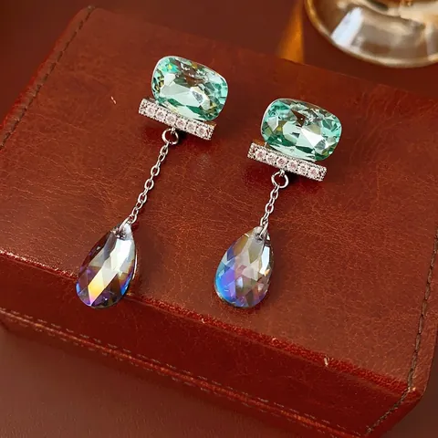 Zircon Dangle Earrings With Iridescent Waterdrop Crystal And Silver Earring Post Elegant Green Jewelry For Women
