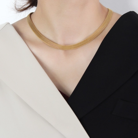 Collier Ras de Cou Minimaliste en Acier Inoxydable Plaqué Or 18K Maille Milanaise Chaîne Serpent Plate Bracelet Bijoux Tissés Géométriques