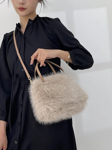 Women Faux Fur Plush Crossbody Bag Soft Fluffy Handbag With Leather Strap Autumn Winter Fashion Square Shape