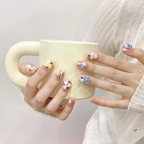 Vintage Elegant Pink Gradient Press On Nails With 3D Relief Rose And Flower Vase Hand Painted Artistic Style