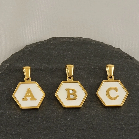 Zeshoek Initiële Letter Alfabet Hanger Ketting Roestvrij Staal 18K Verguld Witte Schelp Mode Sieraden Dames