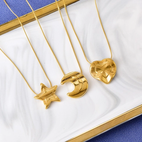 Minimalist Titanium Steel Heart Moon Star Pendant Necklace Gold Plated Snake Bone Chain Irregular Celestial Jewelry For Women