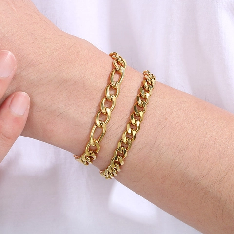 Hollis & Curb Jewelry