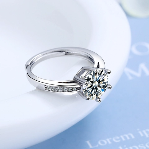 Klassischer Kupferner Offener Ring Mit Sechs Zinken Runder Zirkonia Für Damen Eleganter Versilberter Verstellbarer Fingerschmuck
