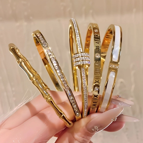 Stainless Steel Bangle Bracelet For Women Elegant Luxury Zircon Rhinestone Inlaid High End Jewelry Gift Fashion Non Tarnish