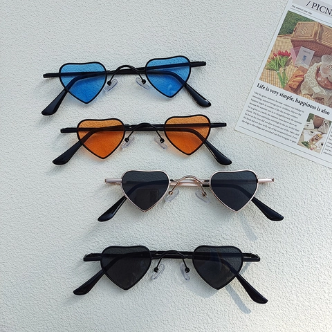 Kids Heart Shaped Sunglasses UV400 Protection Metal Frame Cute Toddler Boys Girls Fashion Eyewear Summer Party Outdoor