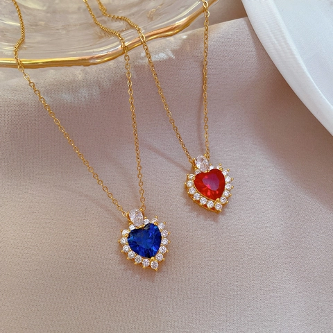 Collar Con Colgante De Corazón Cadena De Acero De Titanio Cobre Incrustado Diamantes De Imitación Halo Joyería Regalo Para Mujeres