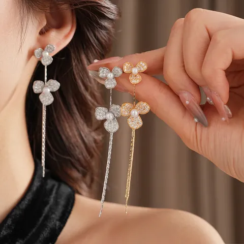 Elegant Flower Tassel Drop Earrings With Zircon Imitation Artificial Pearl And Silver Earring Post French Retro For Women