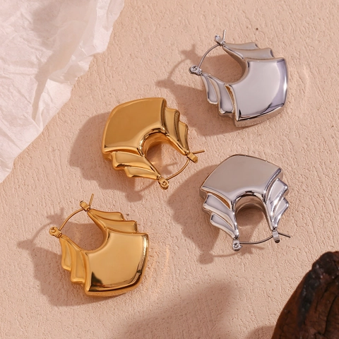Moderni Orecchini a Cerchio Cavi a Tre Strati a Forma di Ventaglio in Acciaio Inossidabile Placcati Oro 18K Donna Gioielli