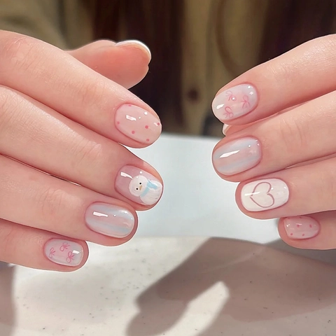 Glossy Kurz Press On Nägel Rosa Herz Schneemann Muster Süß Künstliche Full Cover Nagelkunst Spitzen Für Frauen Mädchen
