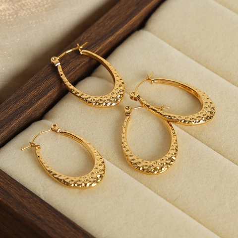 Pendientes De Aro Martillados En Forma De U De Acero De Titanio Chapado En Oro Joyería De Moda Geométrica Retro Mujeres