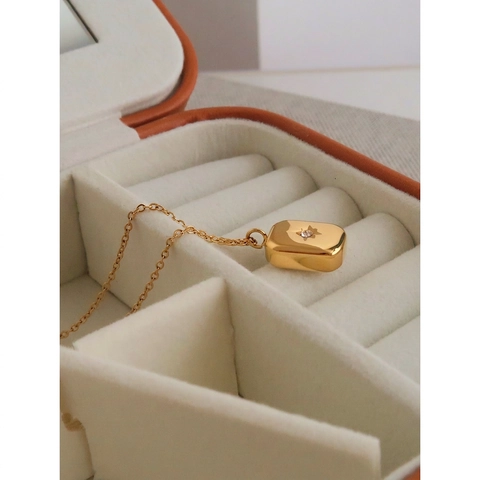 Collar Con Colgante Grabado De Estrella Bañado En Oro De 18 Quilates Acero De Titanio Geométrico Cuadrado Gota De Agua