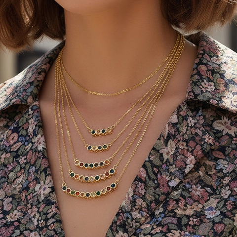 Collana in Rame Stile Caramelle Arcobaleno Coreana Lusso Leggero Con Zirconia Colorata Intarsiata Oro 18K Catena della Clavicola Donna