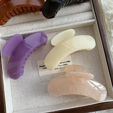 Large Jelly Color Hair Claw Clip PC Plastic Shark Clip Non Slip Half Tie Hair Accessory For Women